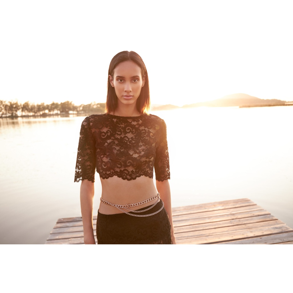 Avec Chanel Top Exotique